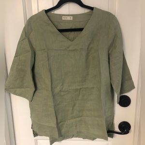 Grae Cove 100% Linen Boxy v neck Top / Blouse